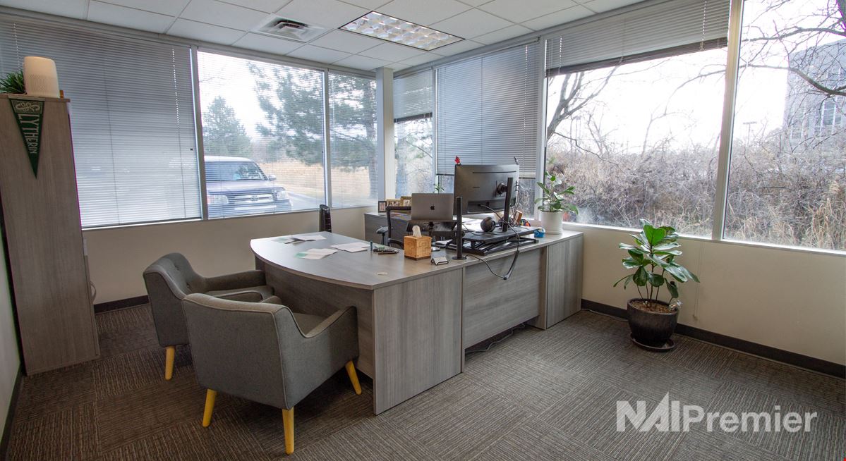 Riverboat Road Office