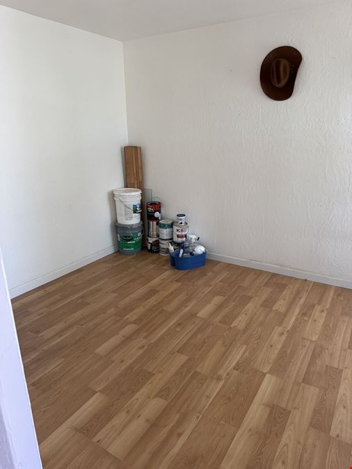 Unique Owner-User Opportunity | Home + Commercial Shop I Workspace