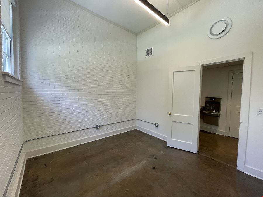 302 Willard St