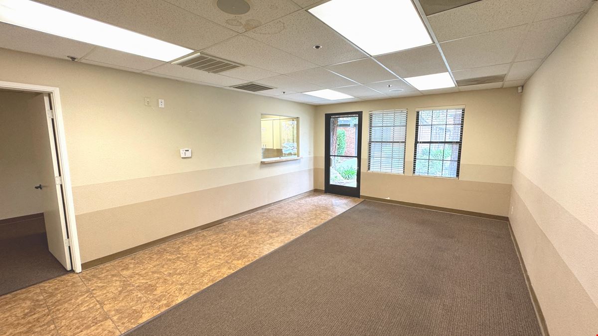 6225 N. Fresno St, Unit 104-105, Fresno