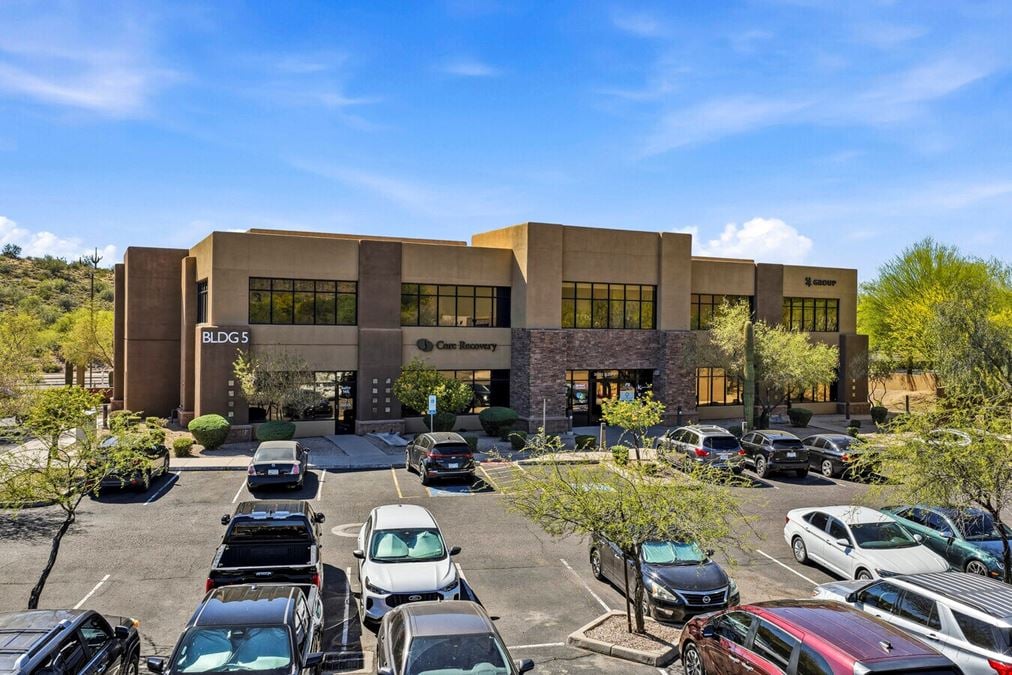 2,462SF - 5,478 SF of Premium Professional Office Space
