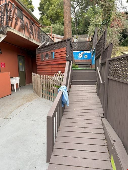 2162 mountain blvd