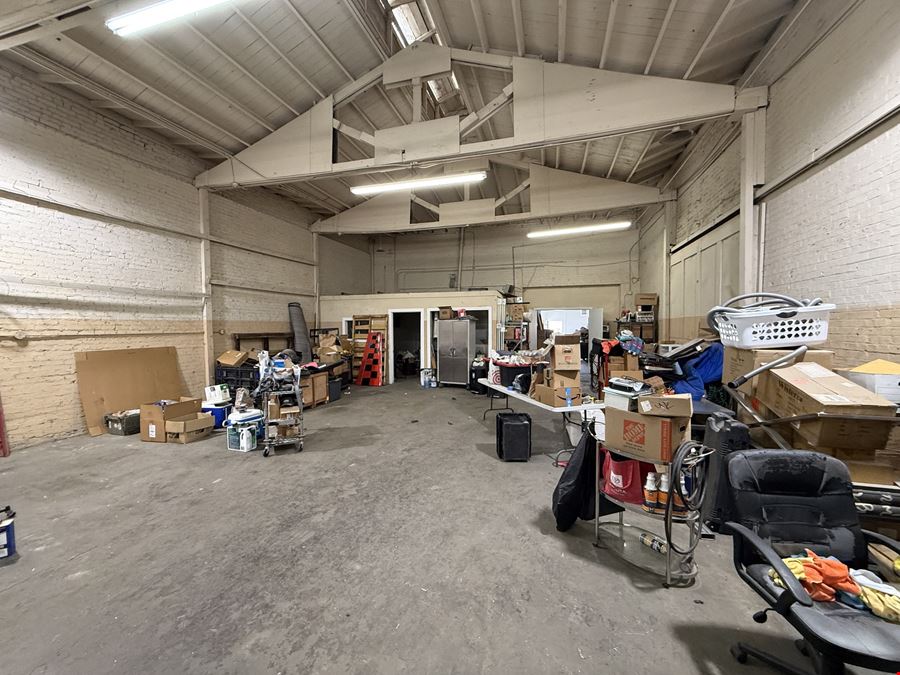 ±15,000 SF Concrete Block Commercial Warehouse Building