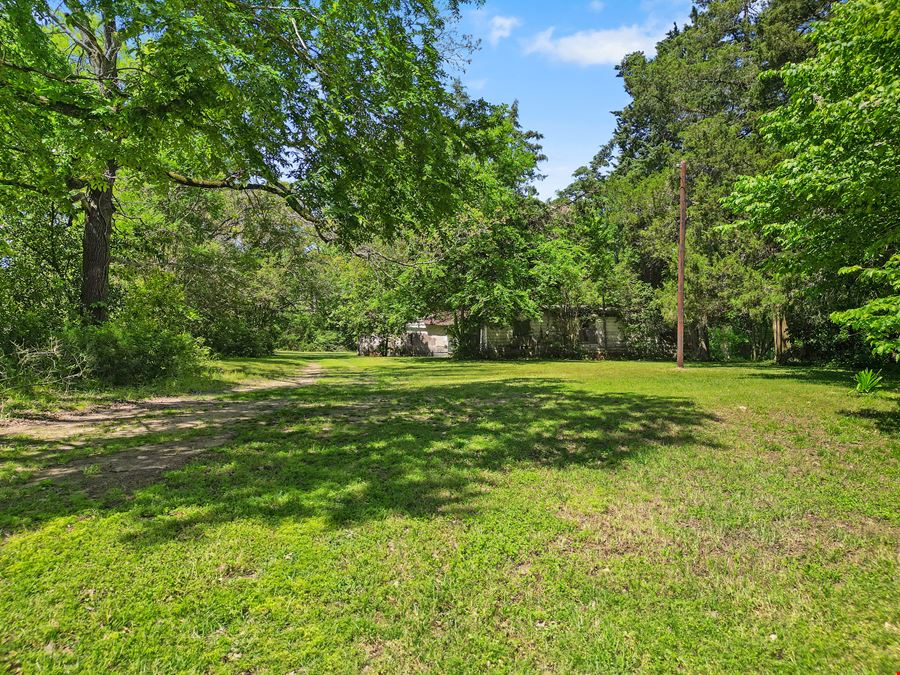 Spacious 9 Acre Tract in Magnolia, TX – Ideal for Residential, Commercial or Investment