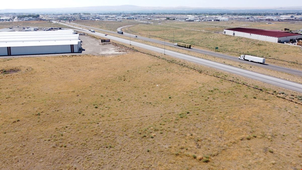 Highway 395 Frontage Industrial Land