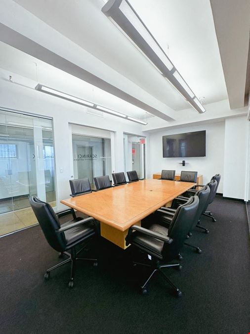 589 Eighth Avenue - 16th Floor Sublease