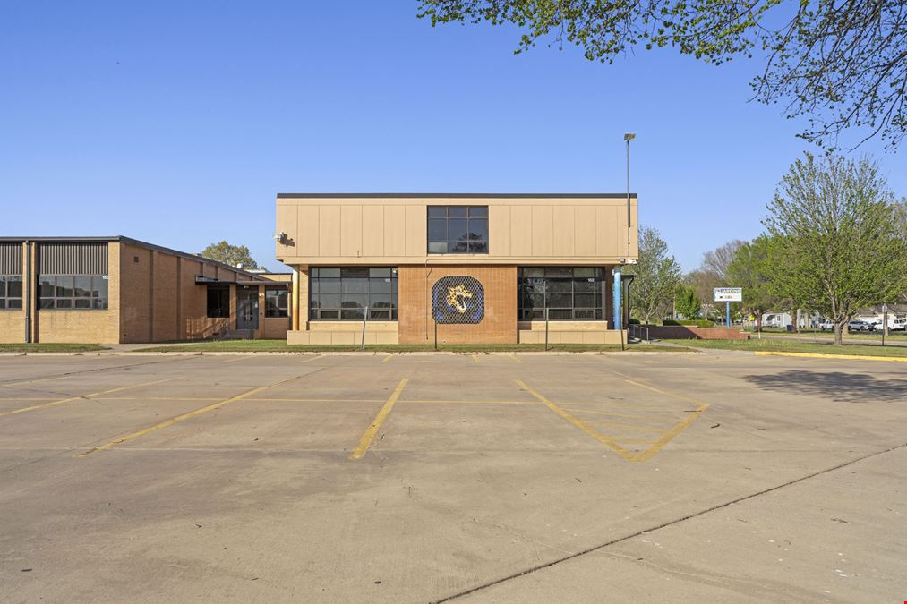 Former Jardine Middle School