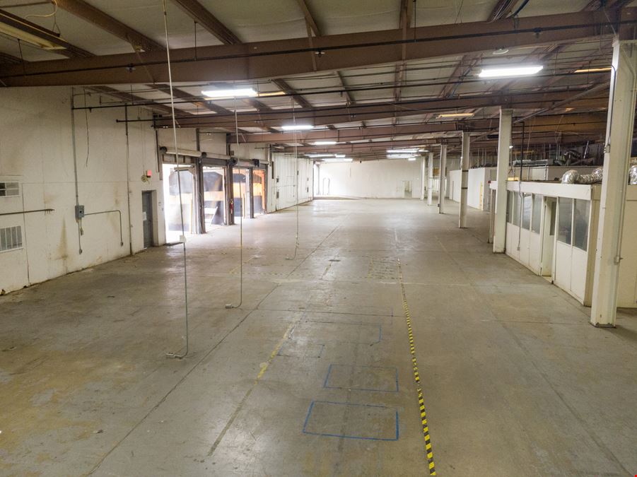 FOR LEASE -  4000, MEMORIAL PKWY - WAREHOUSE SPACE 60,000 SF