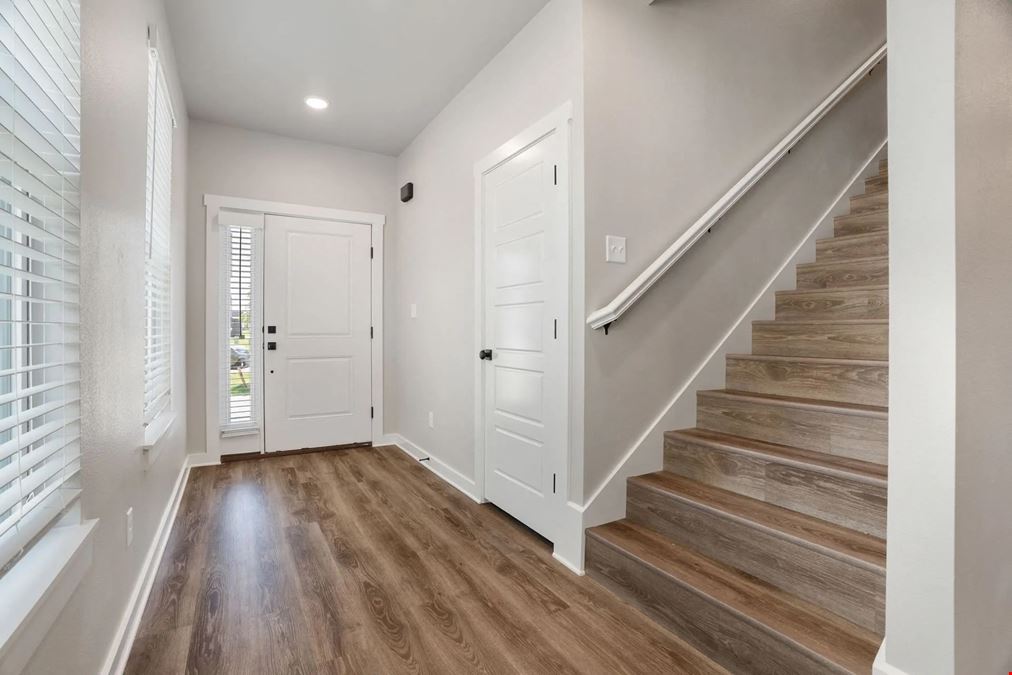 Birdmaster Townhomes