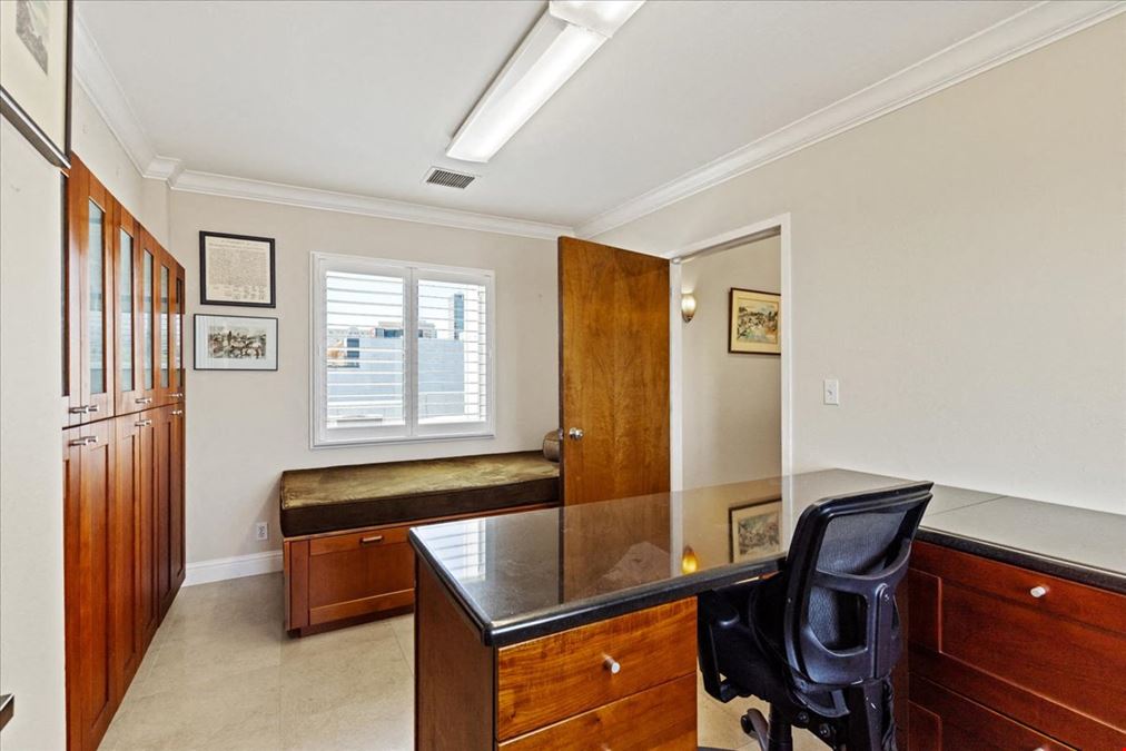 212 9th St