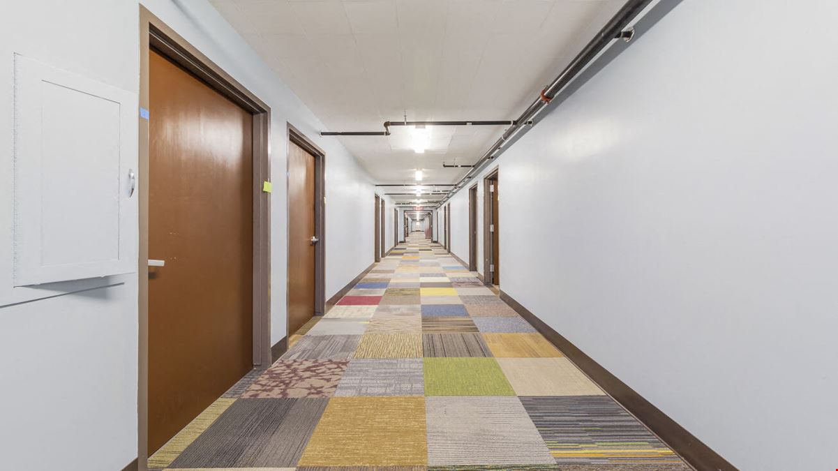 ±45,000 SF Facility for Specialized Care
