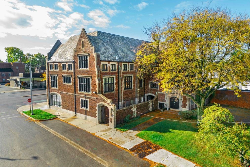 Saint Columba Parish House, Episcopal Church, & Vacant Land