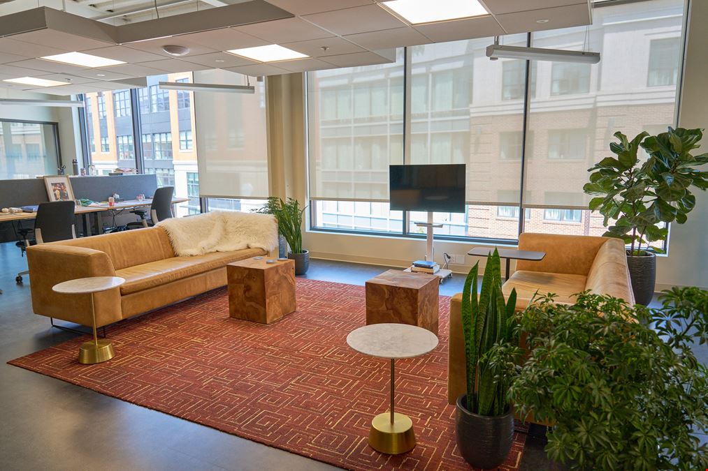 Downtown Class A Office, Unit 301