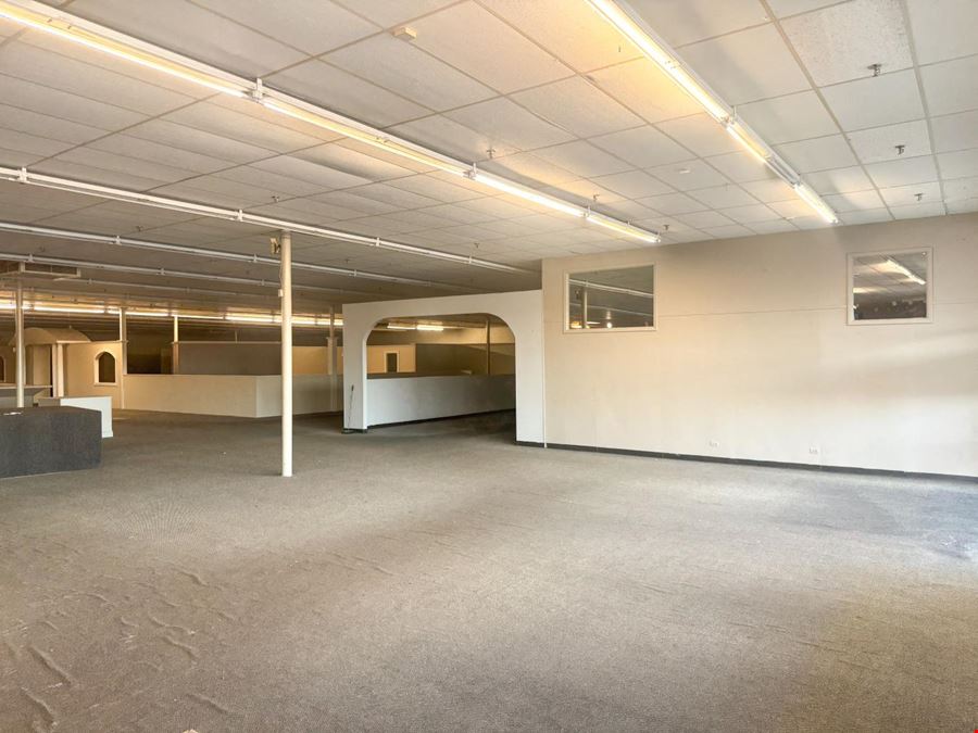 Vacant Big Box for Sale