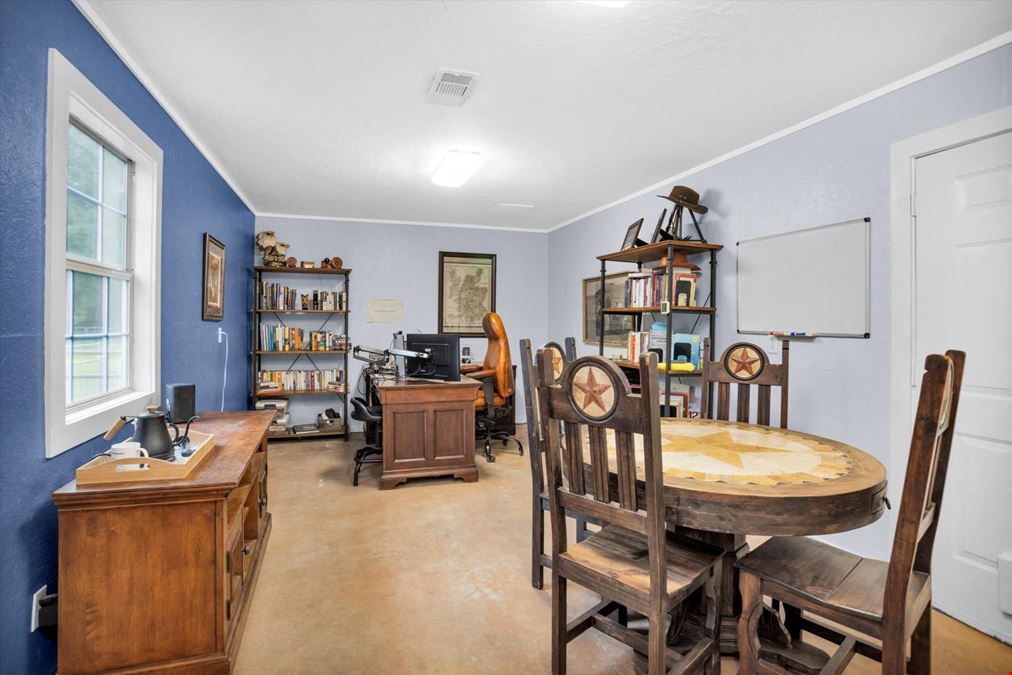  30820 Collier Smith Rd