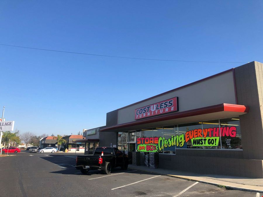 Retail Space Available on SWC of Clinton/Cedar in Fresno, CA