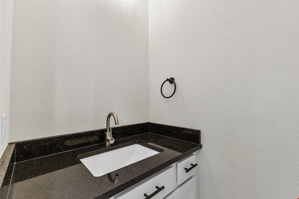 6 Unit Duplex Package in Brenham