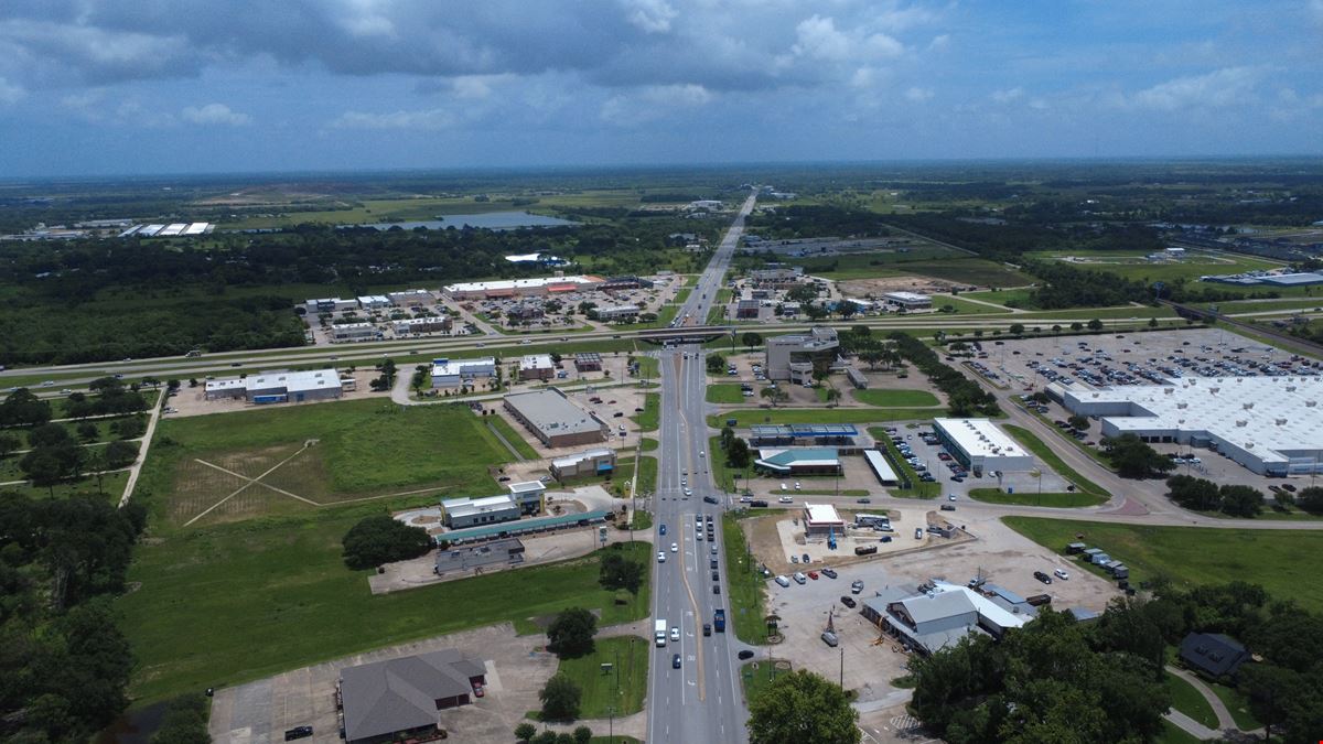 Alvin Shopping Center