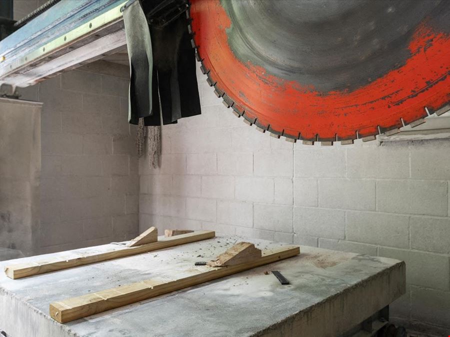 Comolli Granite