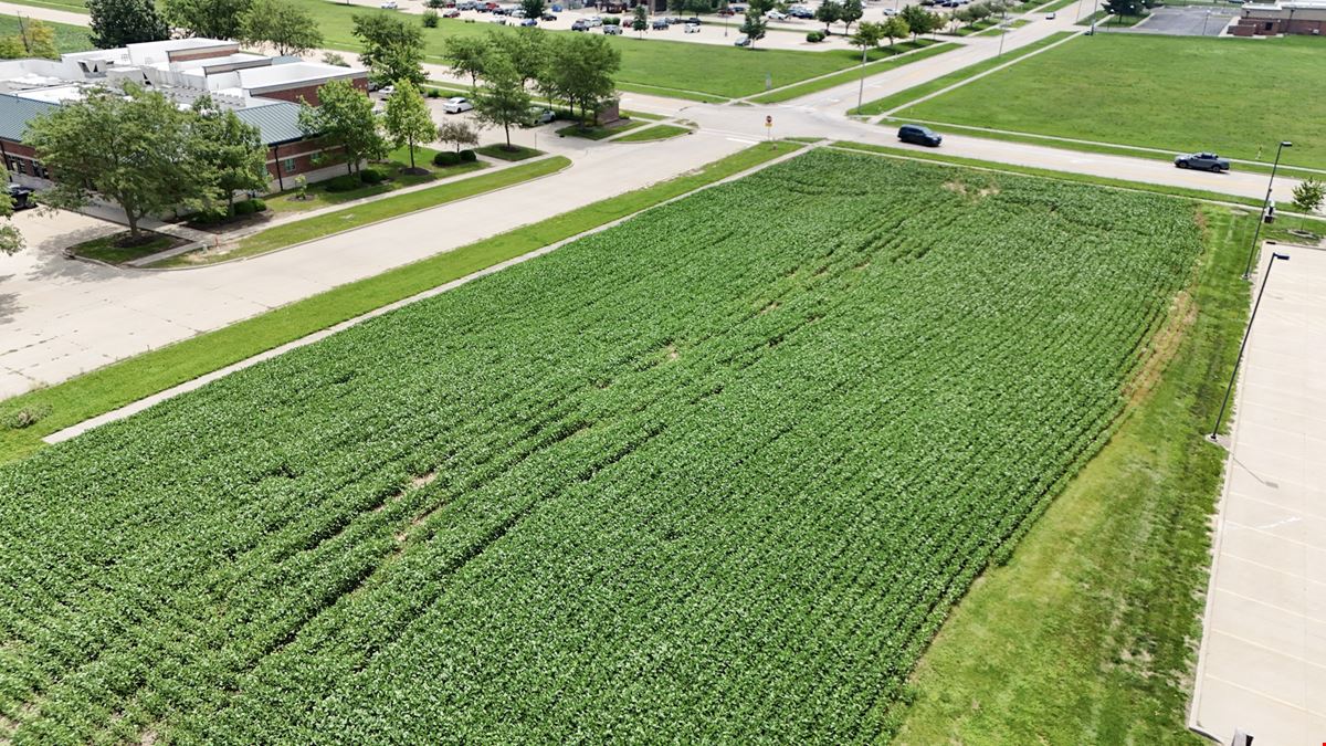 Land for Sale - Lot 4  on Halsted Drive and Jacobssen Drive