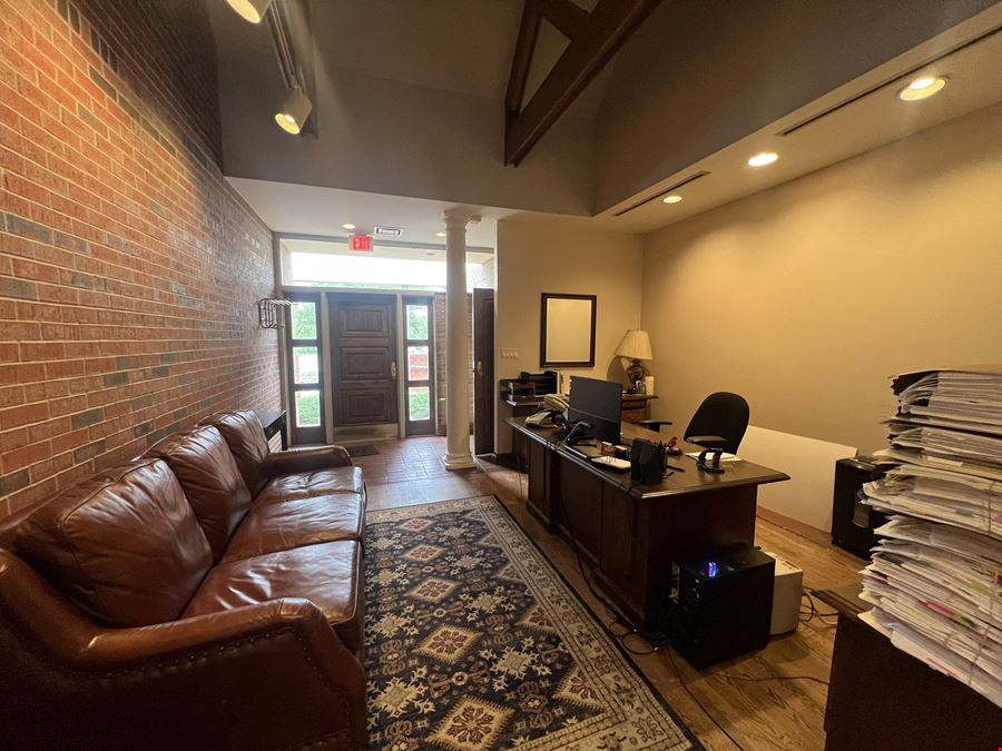 4808 N Classen Blvd