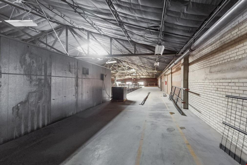 TWO SUITE WAREHOUSE WITH MEGA ELECTRICITY