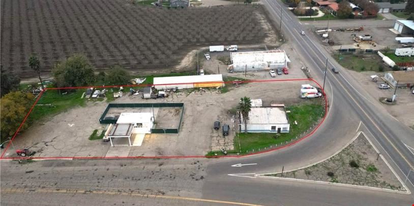 Prime Commercial Corner in Dos Palos