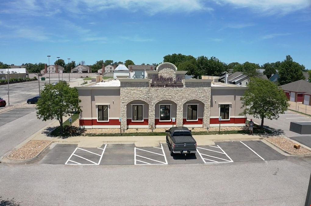 THRIVING RESTAURANT - DECADES OF SUCCESS