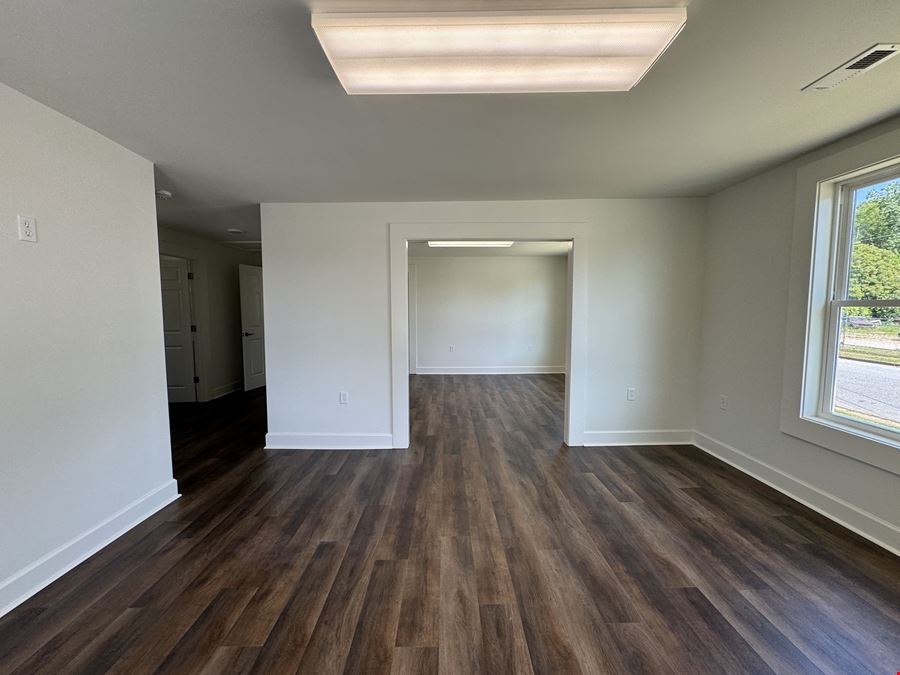 1311 S Murray Ave
