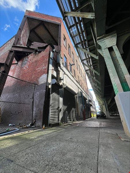 Preview of Industrial space for Sale at 967-73 North 9th Street