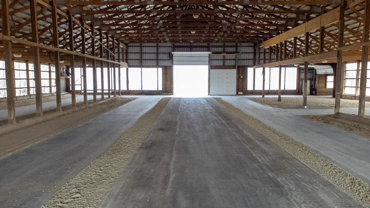 56841 270th Ave  - Commercial Storage Pole Barn For Lease