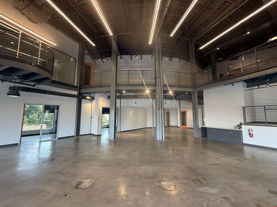 Waverly Place Mezzanine Office Space