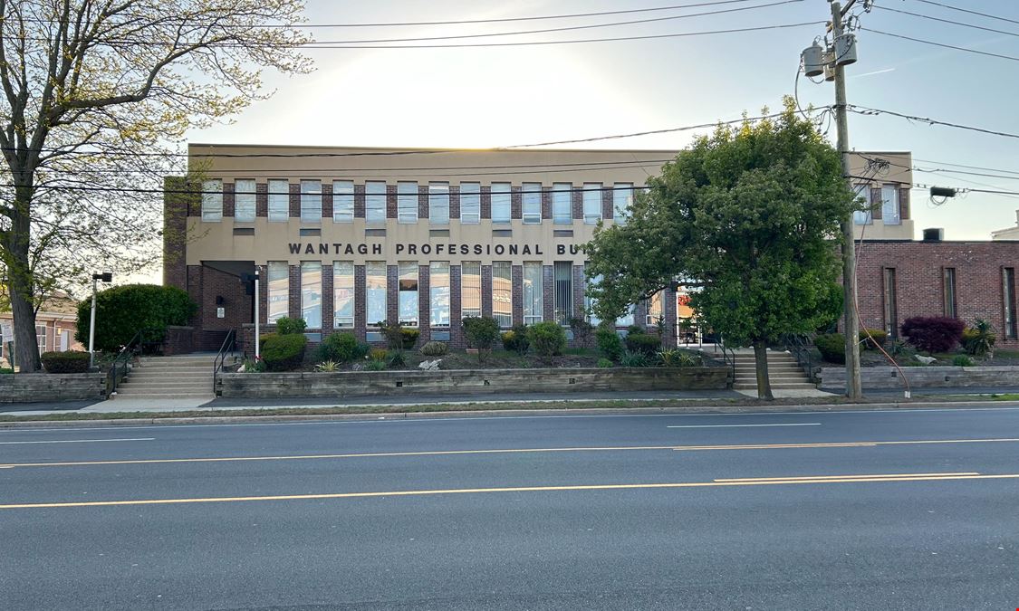 1228 Wantagh Ave