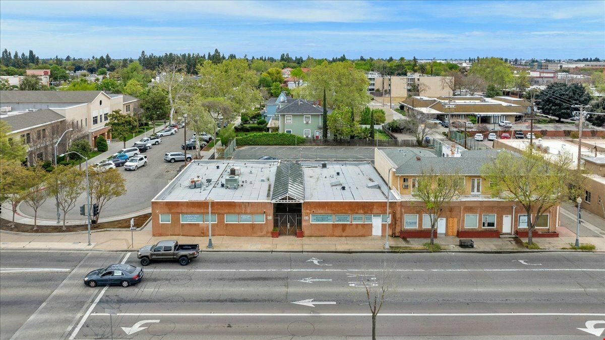 Medical/General Office Spaces Just 0.05 Miles From Hospital
