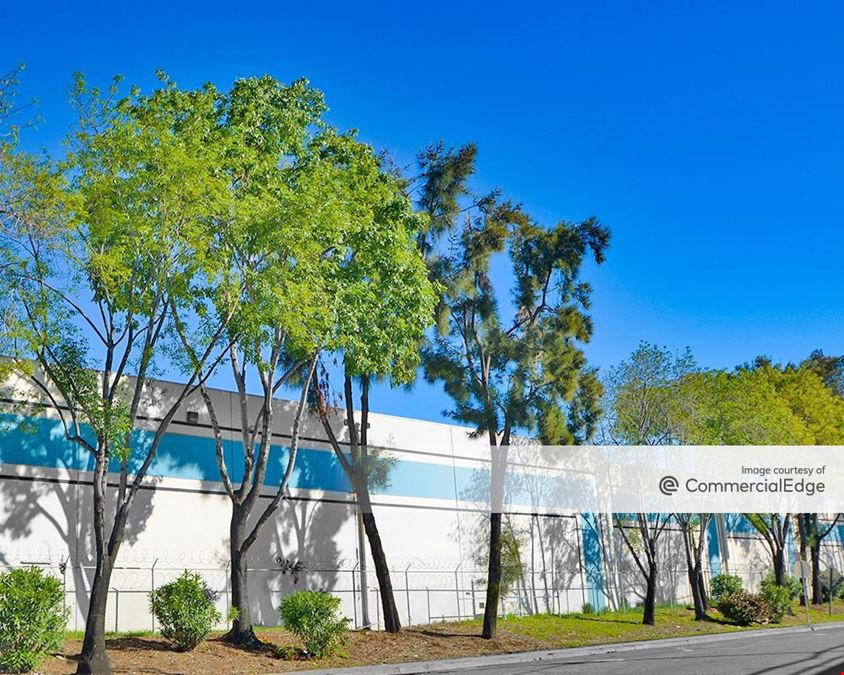 Elmhurst Business Park