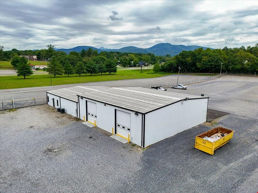 FOR LEASE