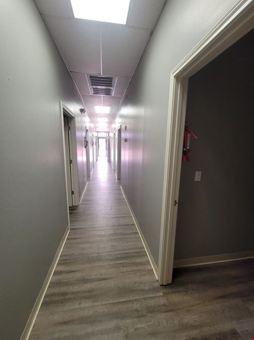 1,500 SF Office/Retail Space
