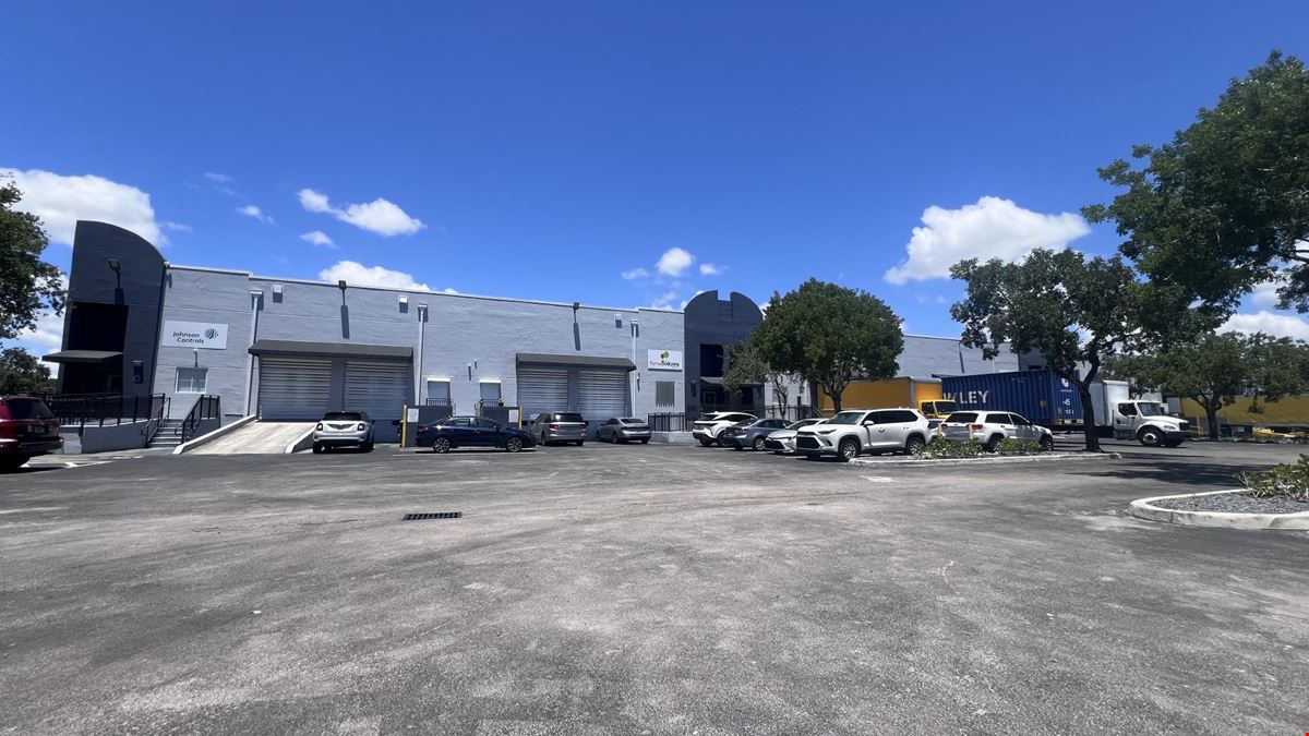 I - 75 Commercial Center