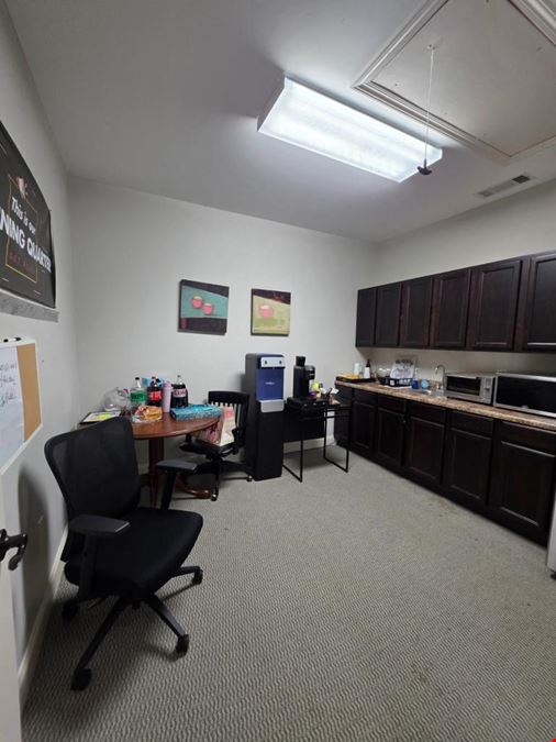 102 Mary Alice Park Rd