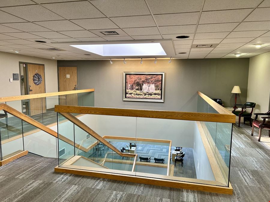 1,353 sf Professional Office