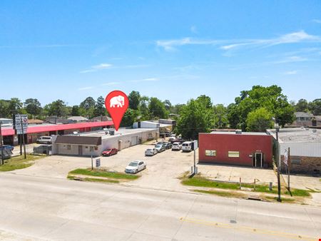 Preview of Industrial space for Sale at 9526 S Choctaw Dr