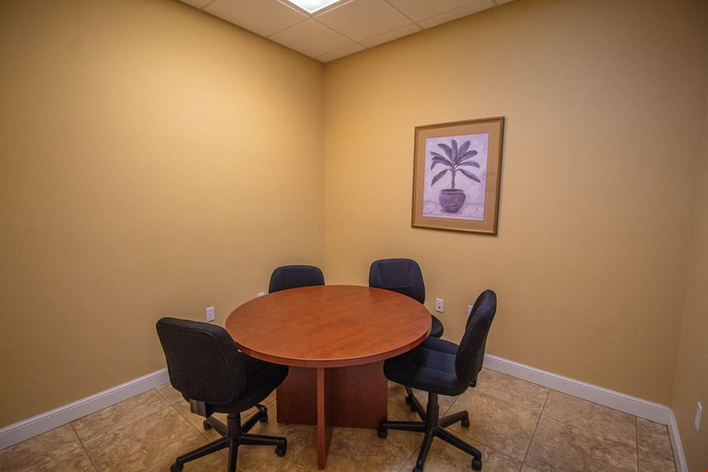 Executive Office in Downtown Punta Gorda