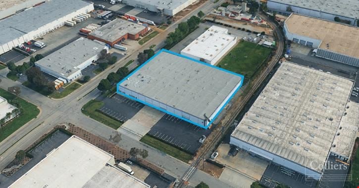 Preview of Industrial space for Rent at 1100 W Walnut St