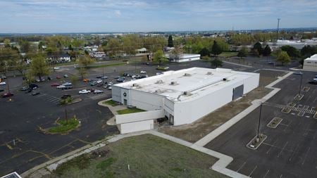 Preview of Retail space for Rent at 1631 W. Rose St, Ste B