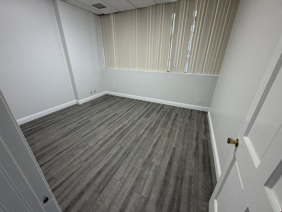 1344 SF Suite 104 Professional and Medical Office Space