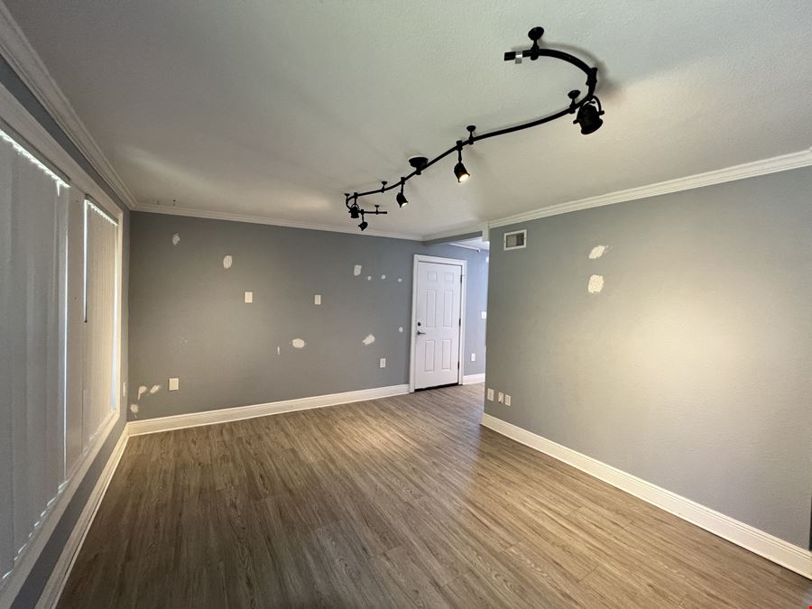 244 Acorn Dr