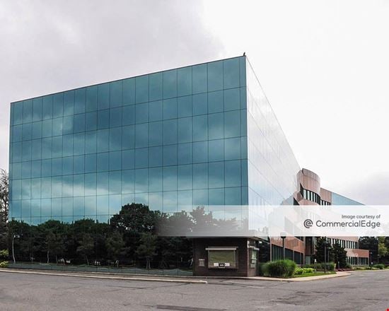 Preview of Office space for Rent at 425 Broadhollow Road