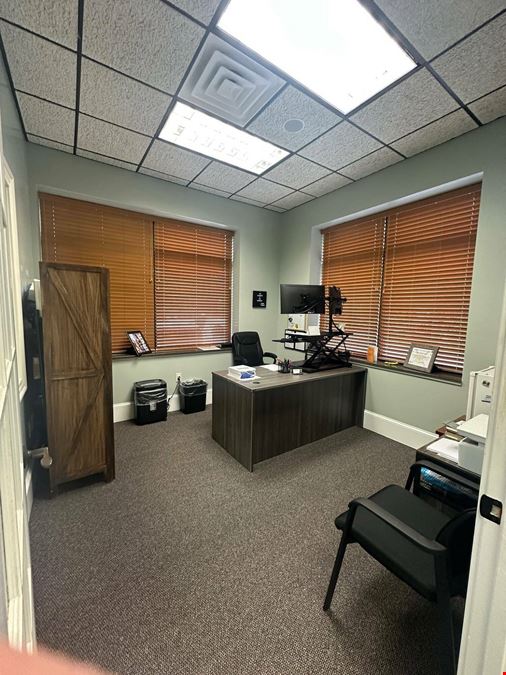 Commerce Park Office For Lease