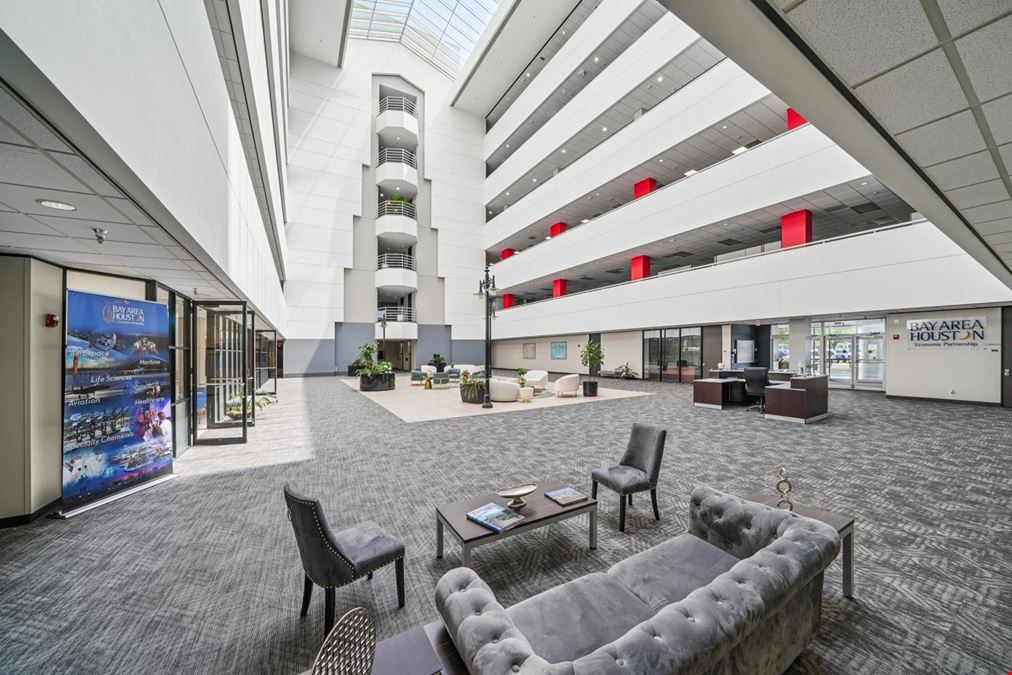 Gemini Plaza