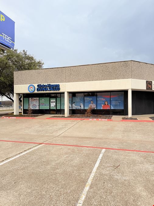 2045 Forest Lane